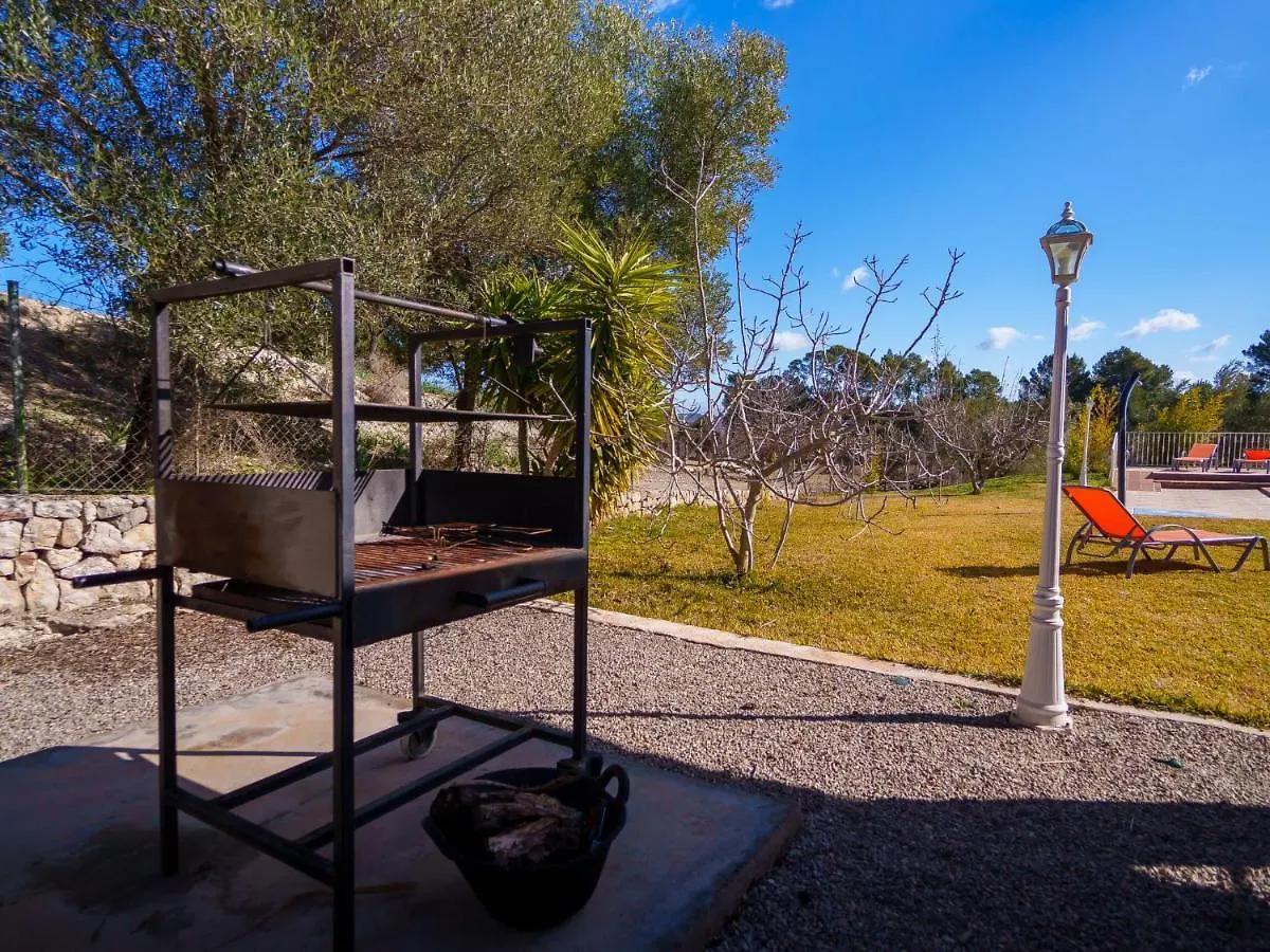 Holiday Home Ses Comes By Interhome Biniamar Espanha