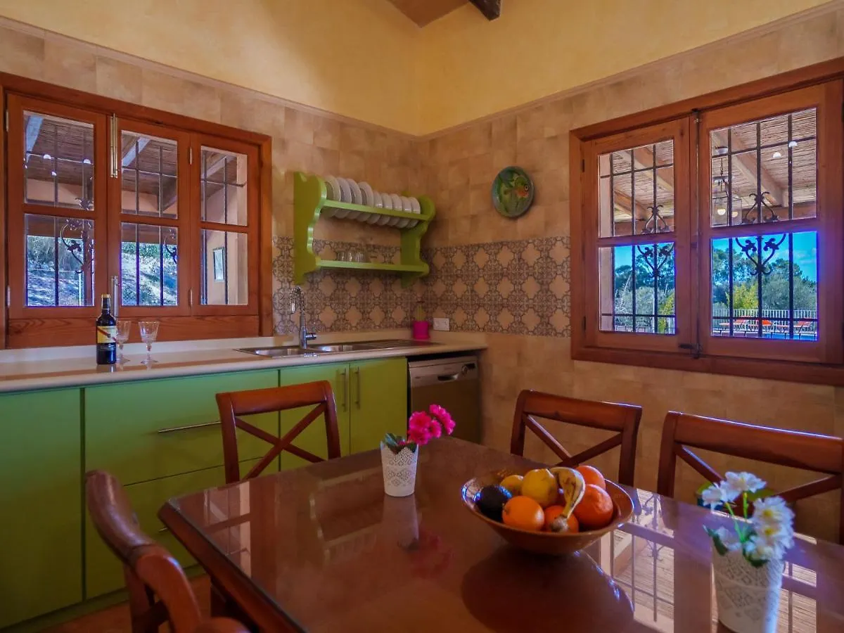 Holiday Home Ses Comes By Interhome Biniamar Espanha